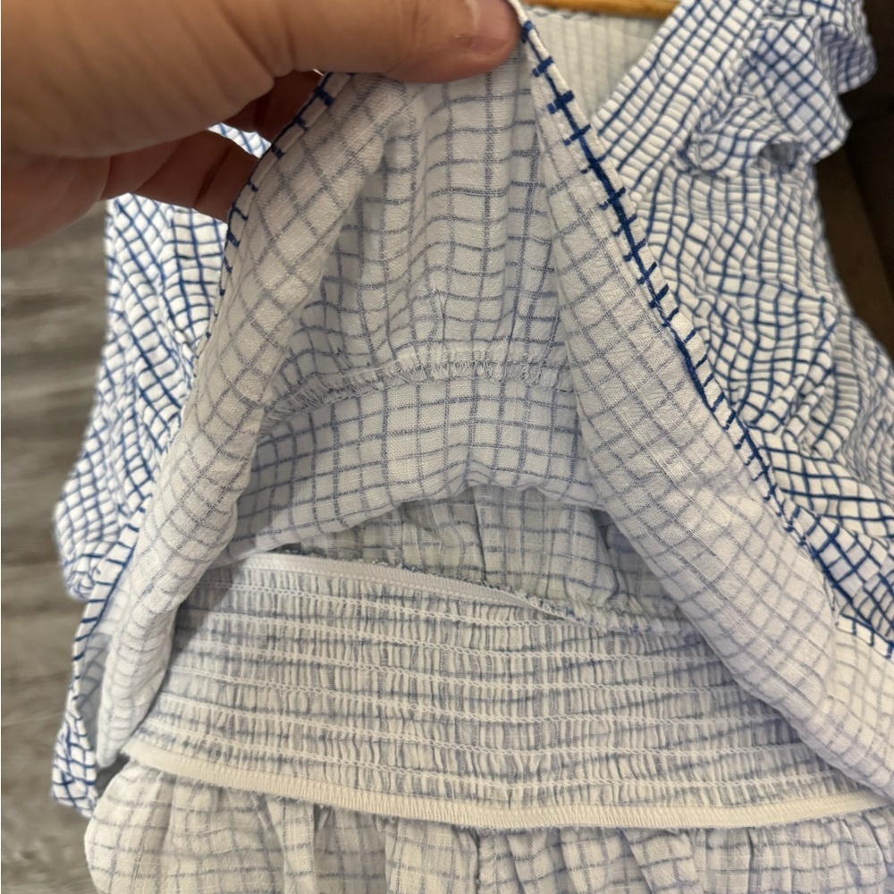 Universal Thread Women’s Blue Gingham Flutter Sleeveless Blouse . Size XXL - Picture 8 of 14